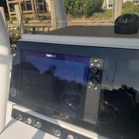 2018 Sportsman Open 242 Center Console