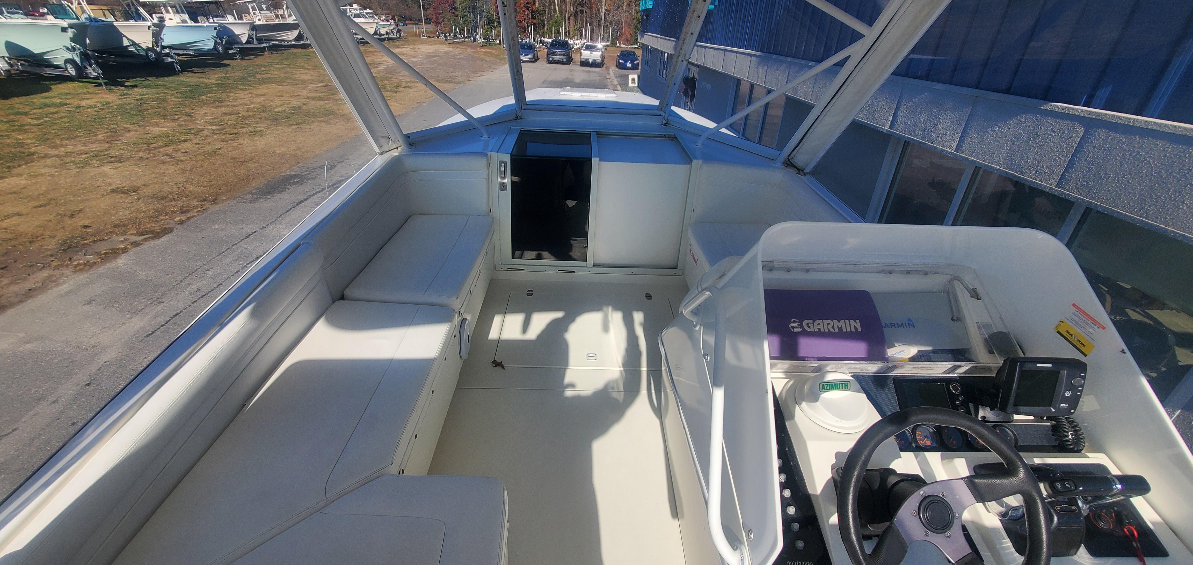 1997 Contender 35 Express Side Console