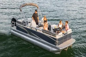 2024 Avalon Venture - 21 FT Quad Lounger w/ 60HP Mercury!