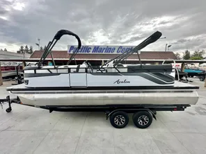 2024 Avalon Venture 85 - 23 FT Quad Lounger w/ 115HP Mercury!