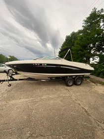 2007 Sea Ray 230 Select