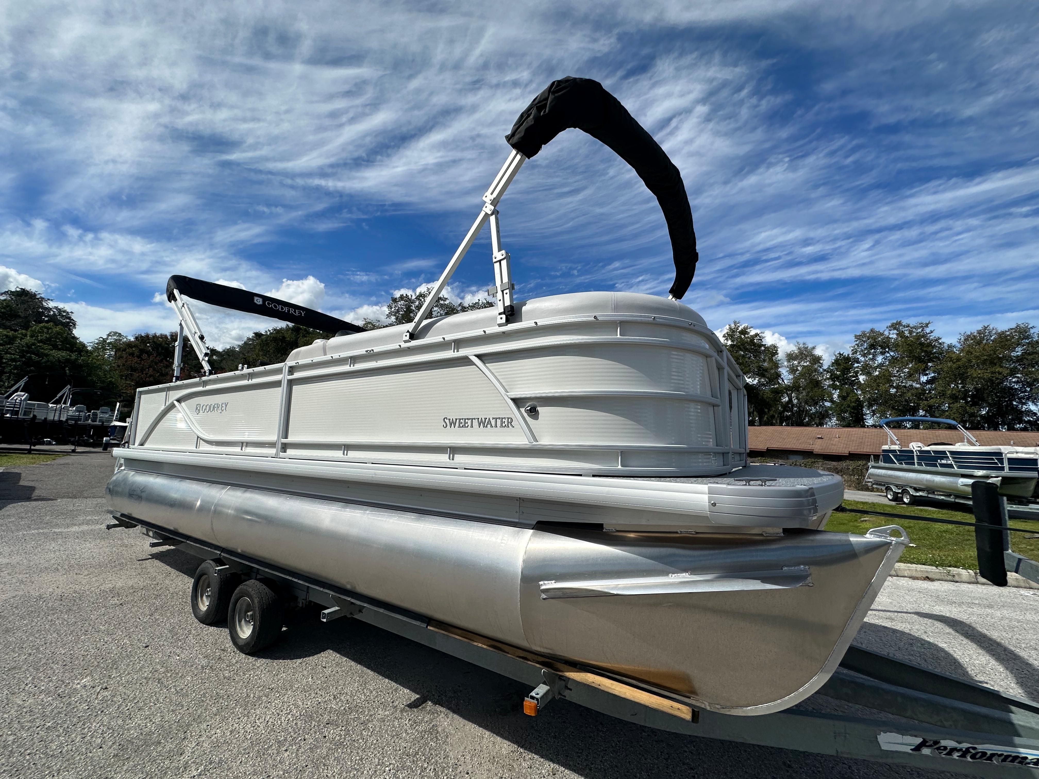 New 2024 Godfrey SWEETWATER 2286 SFL 34748 Leesburg Boat Trader   9100051 20231023081518423 1 XLARGE 