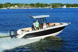 2023 Robalo R242 Explorer