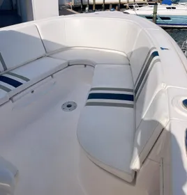 2015 Intrepid 245 Center Console