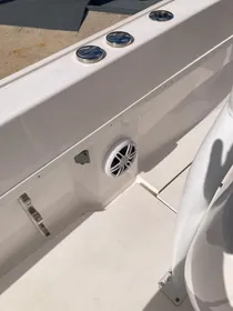 2015 Intrepid 245 Center Console