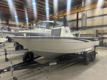 2024 Extreme Boats 645 Centre Console