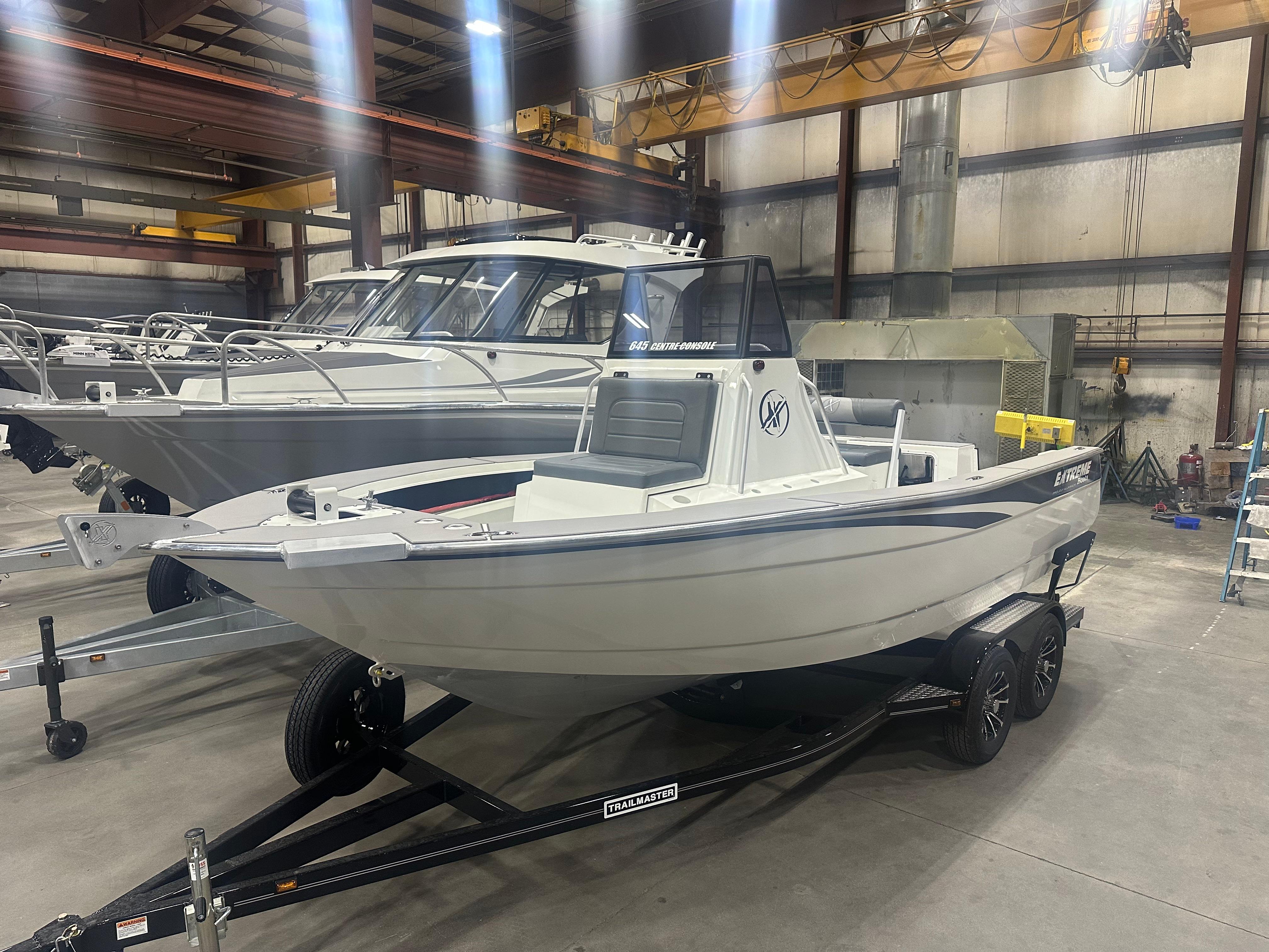 Extreme Boats 645 Center Console 21'