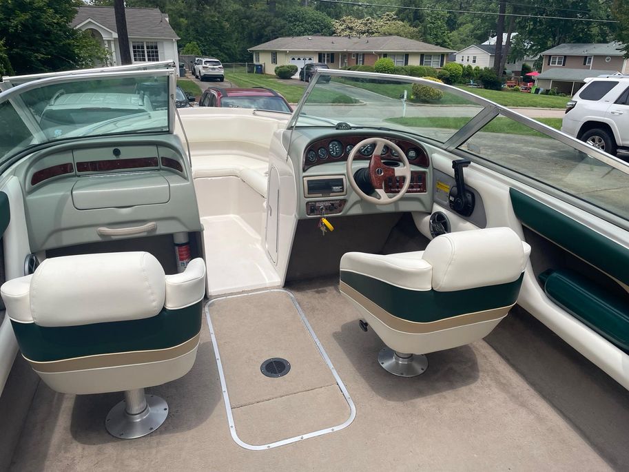 Used 1996 Chaparral 2130 Sportsman, 27609 Raleigh Boat Trader