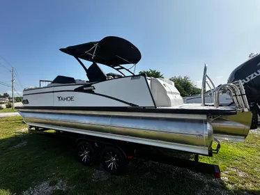 2024 Tahoe Pontoon 25 Cascade