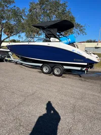 2021 Yamaha Boats 252 SD