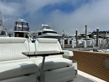 2023 Tiara Yachts 43 LE