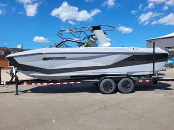 2025 Nautique G25