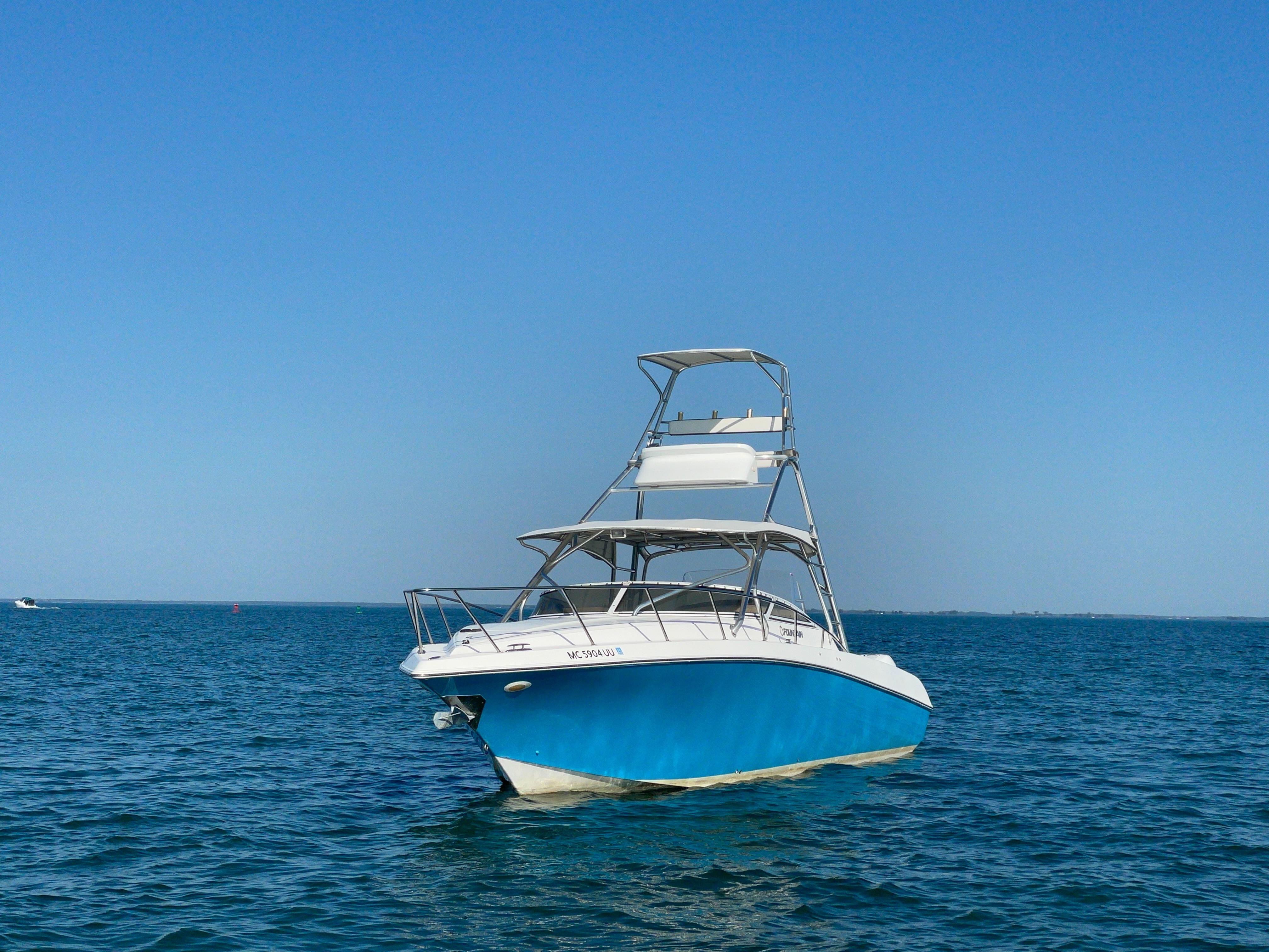 Used 2006 Fountain 38 LX, 48045 Harrison Township - Boat Trader