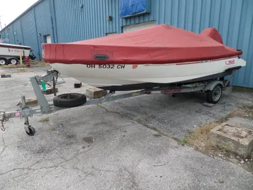 1998 Boston Whaler 13 Dauntless