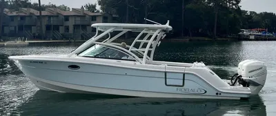 2021 Robalo R317 Dual Console