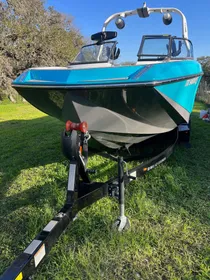 2018 Nautique Super Air Nautique G23