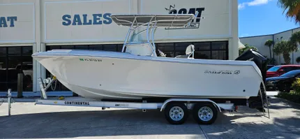 2021 Sailfish 242 CC