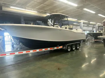 2024 Tidewater 292 CENTER CONSOLE