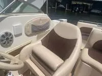 2002 Rinker Fiesta Vee 270