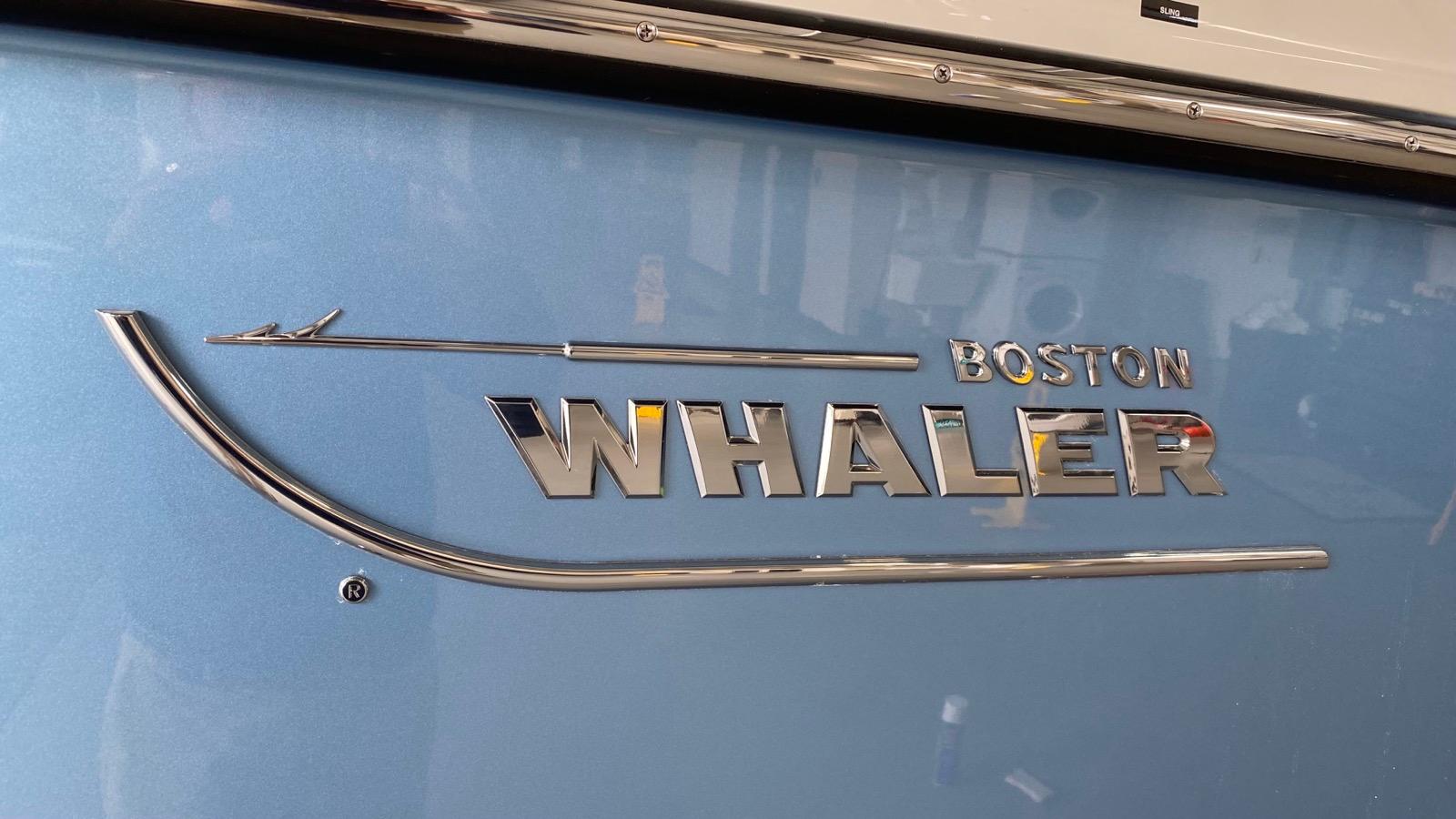 2023 Boston Whaler 285 CQT