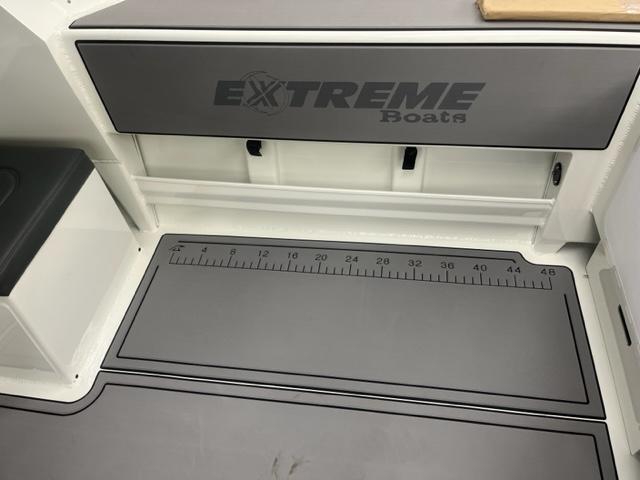 Extreme 646 Game King for Sale  (440)221-9001 Integrated measuring Guide