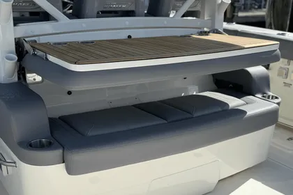 2024 Boston Whaler 380 Outrage