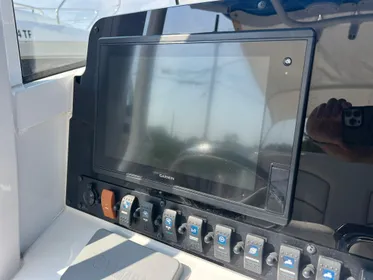 2020 Sea Hunt - Garmin