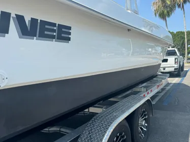 2014 Twin Vee 26 Center Console