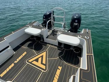 2014 Twin Vee 26 Center Console