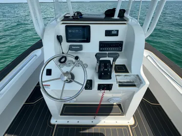 2014 Twin Vee 26 Center Console