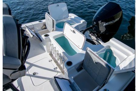 2023 Sea Pro 228 Bay Boat with T Top