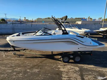 2023 Bayliner DX2250