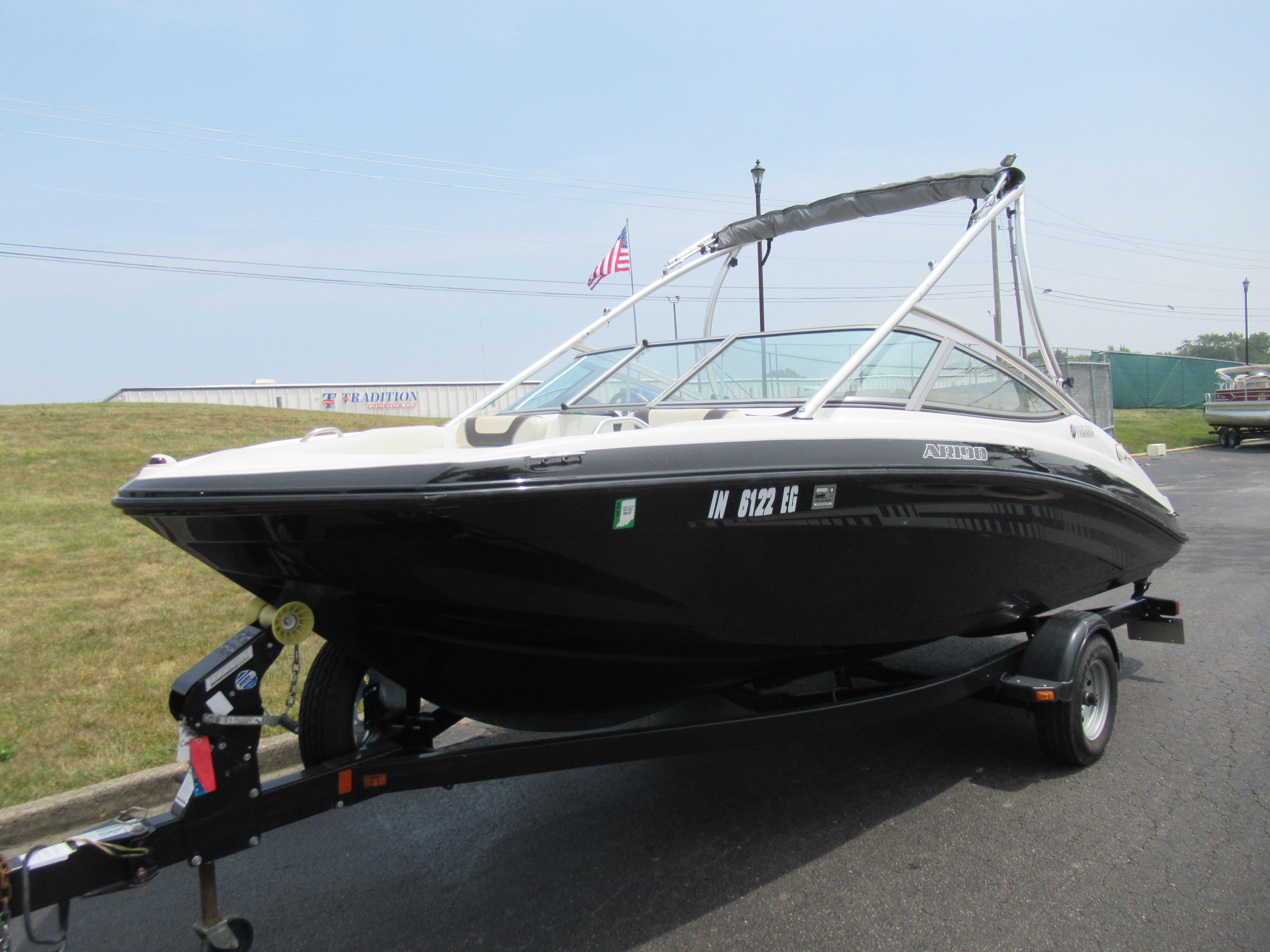 2014 Yamaha Boats AR190