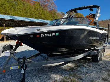 2022 MasterCraft NXT22