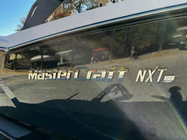 2022 MasterCraft NXT22