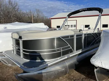 2024 Sylvan 820 PARTY FISH 90HP VMAX BUNK TRAILER