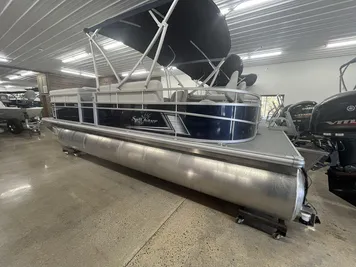 2024 SunChaser 22 Fish 115HP VMAX BUNK TRAILER