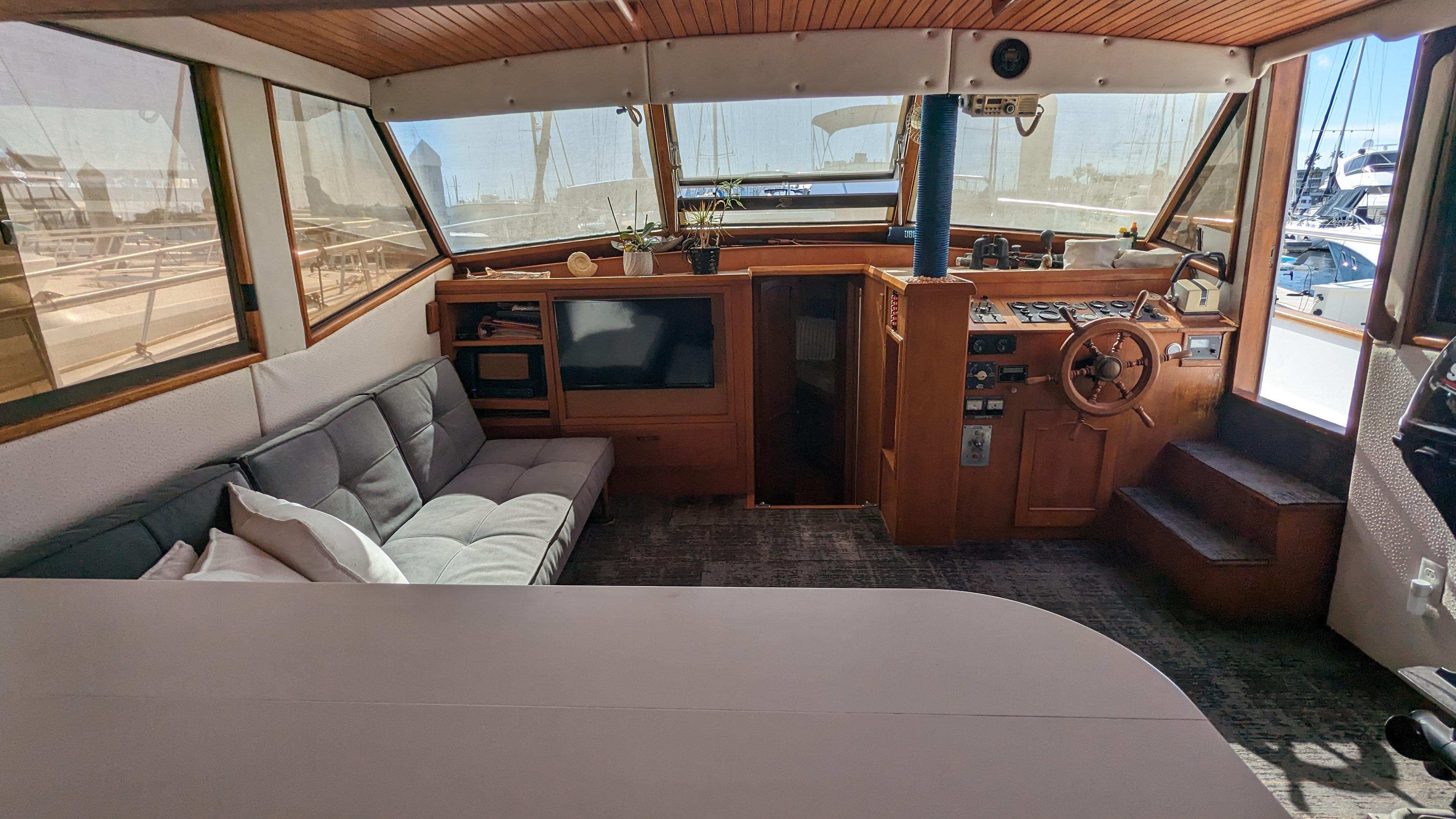 1983 Sea Ranger 45 motor yacht
