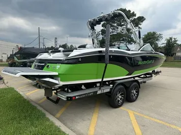 2015 MasterCraft X46