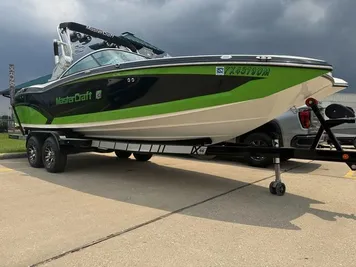 2015 MasterCraft X46