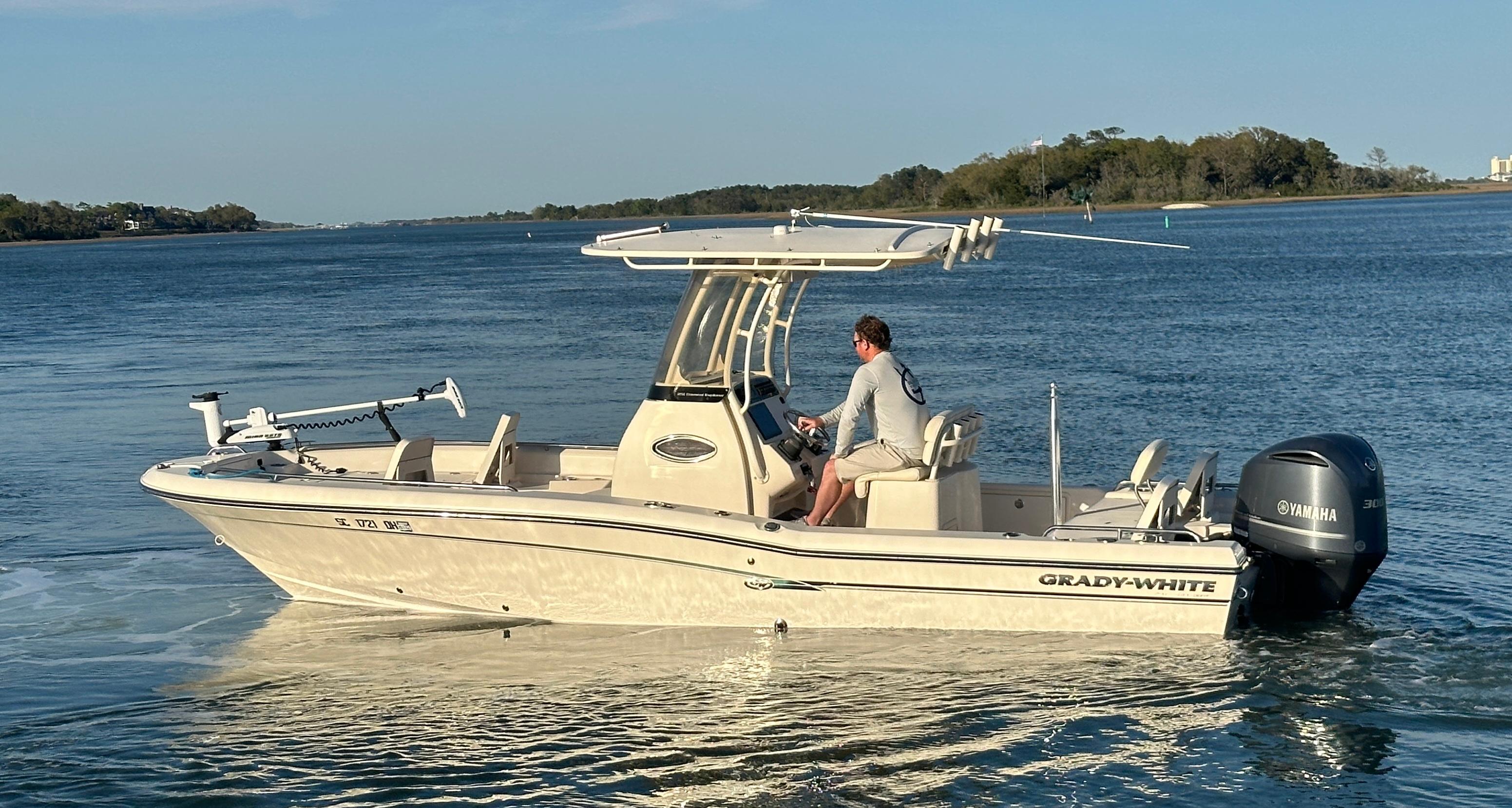 2018 Grady-White 251 Coastal Explorer