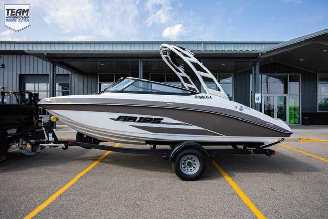 2023 Yamaha Boats AR195