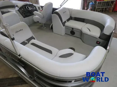 2024 Bentley Pontoons Legacy 220 Navigator Quad Lounge Pontoon & Honda 4