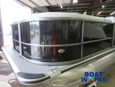 2024 Bentley Pontoons Legacy 220 Navigator Quad Lounge Pontoon & Honda 4