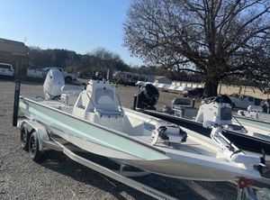 2022 Excel Boats Bay Pro 220