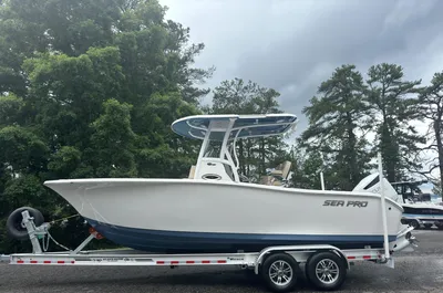 2024 Sea Pro 242 Sport