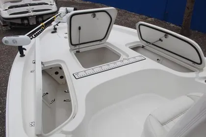 2018 Sea Hunt BX 22 BR