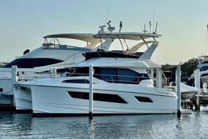 2021 Aquila 44