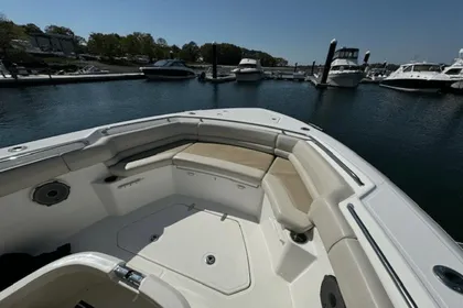 2019 Boston Whaler 330 Outrage