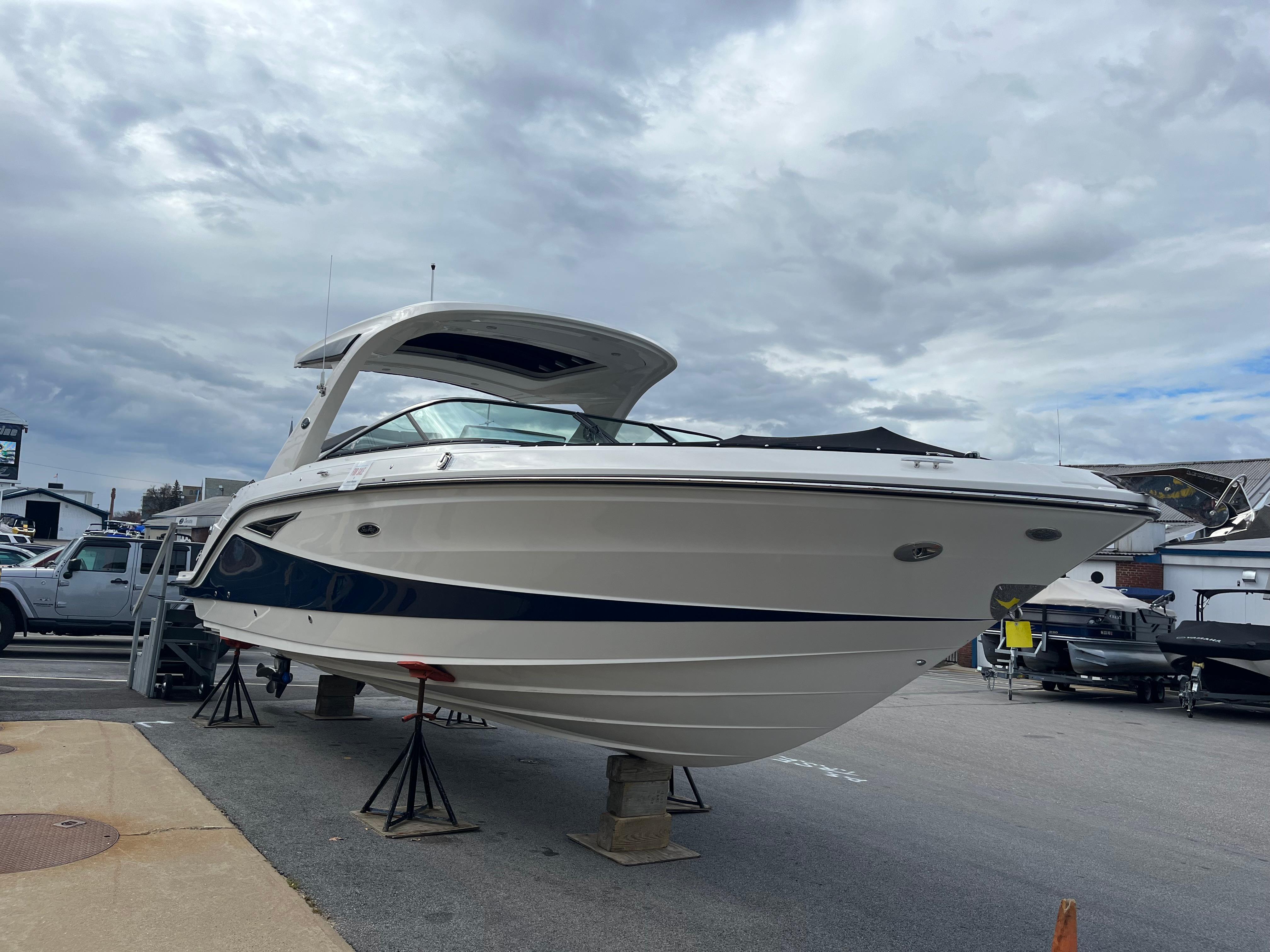 New 2023 Sea Ray 310SLX - Boat Trader